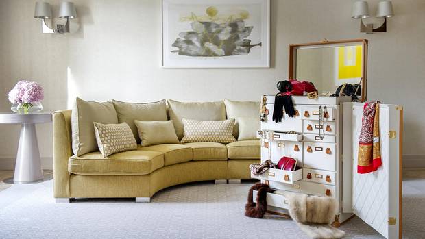 The Berkeley Hotel in London’s Knightsbridge offers a Fashion Trunk wardrobe program of high-fashion accessories is available in 11 suites.