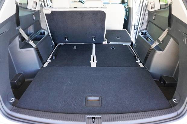 The Atlas measures a shade more than 5.04 metres from stem to stern.