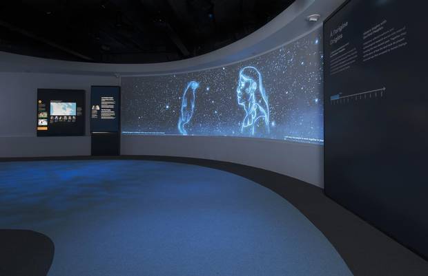 The entrance to the gallery at the New Canadian History Hall.