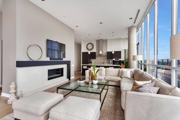 The main living area combines a dining room, living room and kitchen.