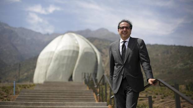 Siamak Hariri at the Baha'i Temple in Santiago, Chile.