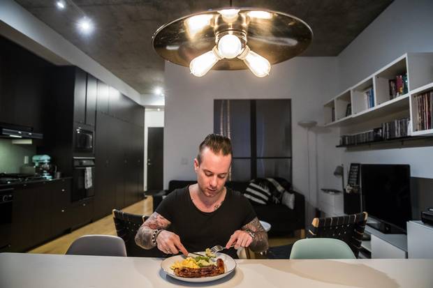 Dan McKinnon says he decided to give the keto diet a try because he was intrigued by the high fat intake.