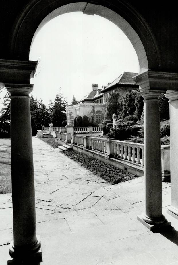 Adelaide McLaughlin’s Italian-inspired gardens in Oshawa, Ont. The grounds and greenhouses produced some of Canada’s best chrysanthemums.