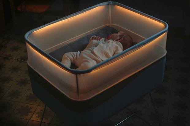 Ford Spain’s Max Motor Dreams is a crib that replicates the gentle motion and soft whir of a car.