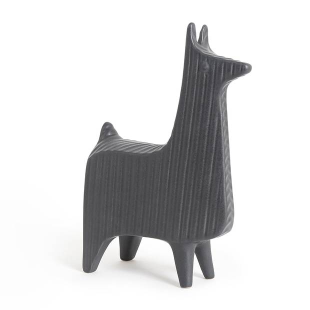 Other products in the H Project mix for fall include woven bags, Me to We bracelets, Brand Trade pillows, created in collaboration with artisan communities in Peru's Cusco region, and Jonathan Adler ceramics, 