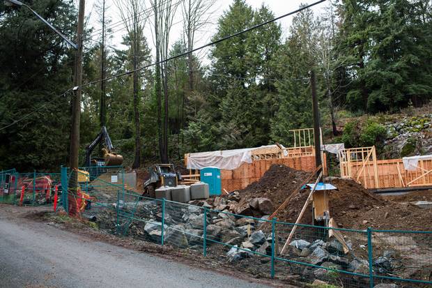 A suspected money launderer gave a $400,000 loan for this property, then sued after it was sold in 2016, claiming the loan wasn’t paid. The lending practices uncovered by The Globe include allegations of deception on both sides of the lending equation, and even threats and extortion.