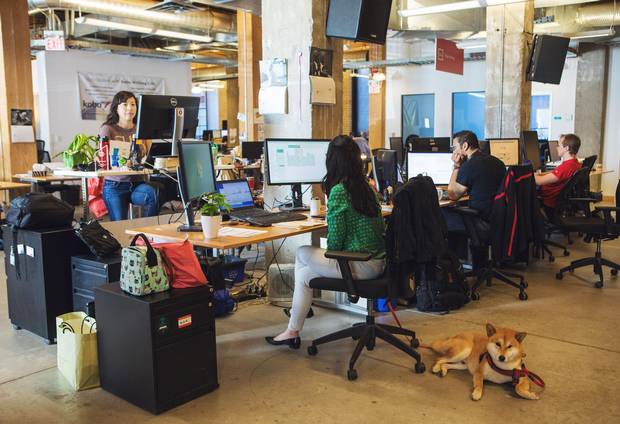 Kobo, with about 350 employees, chose not to focus solely on the United States, normally a natural for many midsized Canadian companies. Its headquarters is in Toronto’s west-end Liberty Village.