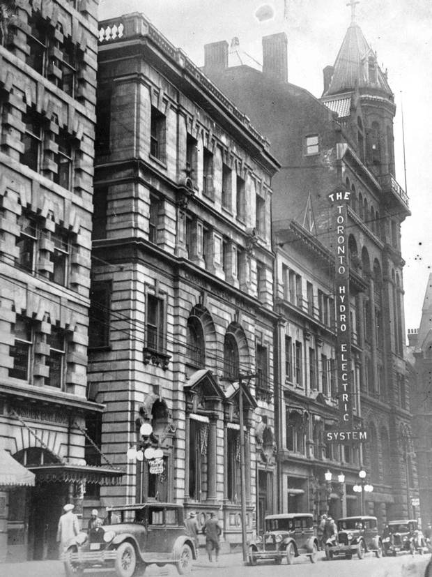 The historic Birkbeck building at 10 Adelaide Street East in Toronto in the 1930s
