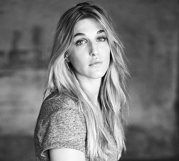 A National Theatre School grad and Canadian Screen Award nominee for Best Supporting Actress in Endorphine, Mylène Mackay won the 2017 Prix Iris for Best Actress in Nelly.