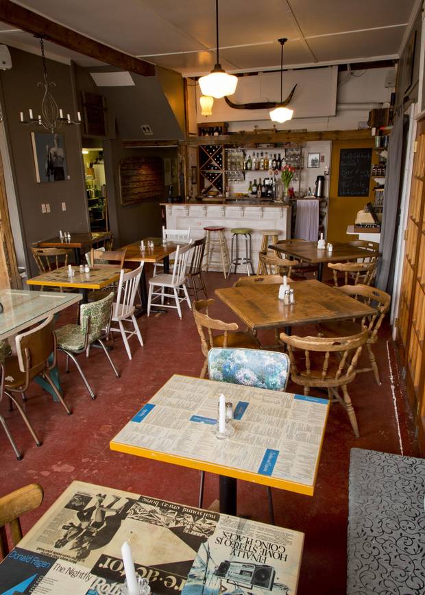 Trailside Music Café & Inn