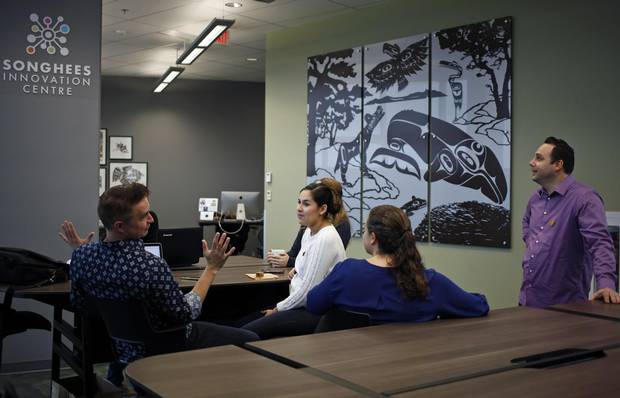 The centre is modelled on co-working spaces increasingly popular among digital startups and freelancers.