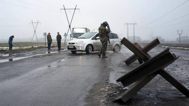 The Ukrainian border checkpoint at Kurakhove: Travel to and from the breakaway republic of Donetsk is restricted and closely supervised.