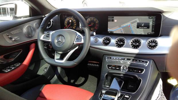 The interior of the 2018 Mercedes-Benz E 400 4Matic
