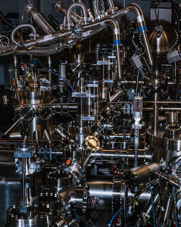 Quantum computing at Waterloo