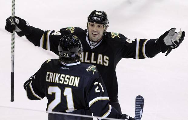 Sheldon Souray playing for the Dallas Stars in 2011.
