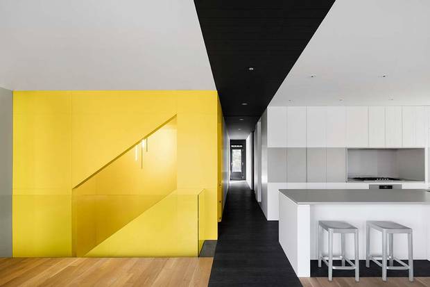 A black band runs through the heart of the award-winning Canari House.