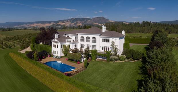 This sprawling, 15-acre Okanagan estate was sold by Garage Sale and Platinum Luxury Auctions on October 5. The home had been on the market for 15 years.