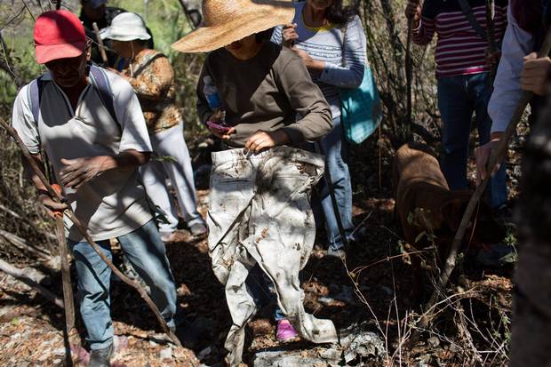 The searchers decide where to look based on anonymous tips by phone or social media.