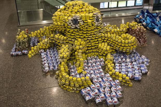 An octopus scupture for Diamond Schmitt‘s Canstruction event.