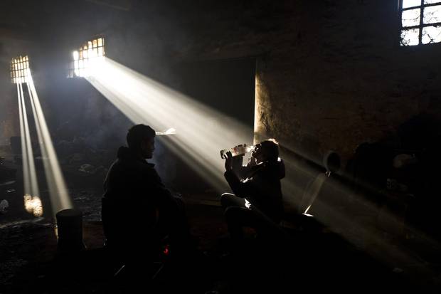 Hundreds of migrants have been sleeping rough in freezing conditions in central Belgrade looking for ways to cross the heavily guarded EU borders.