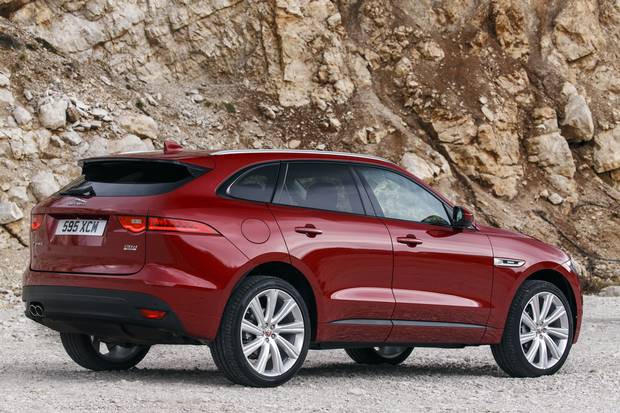 2017-Jaguar-F-Pace-First-Edition