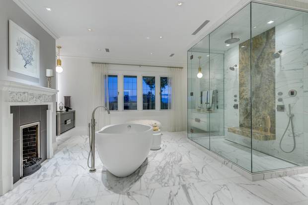 Each of the bedrooms features an ensuite bathroom.