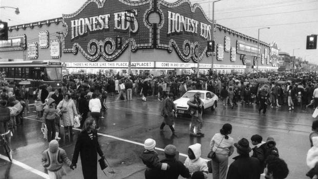 Crowds outside Honest Ed's in downtown Toronto, November 11, 1984, wait to see American TV celebrity Mr. T.