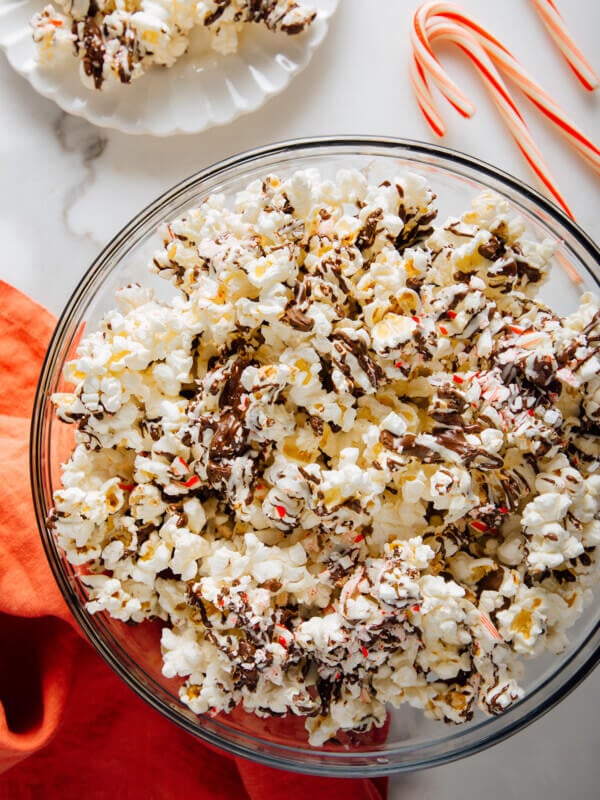 peppermint bark popcorn recipe