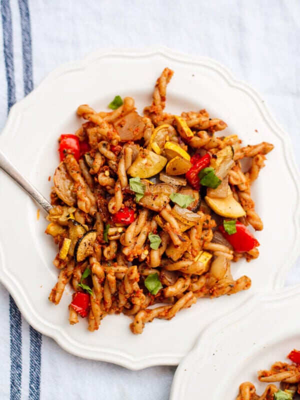 Sun-dried tomato pesto pasta with roasted vegetables