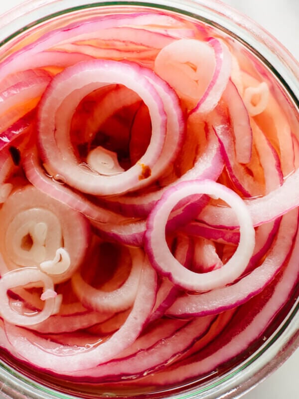 quick pickled onions recipe