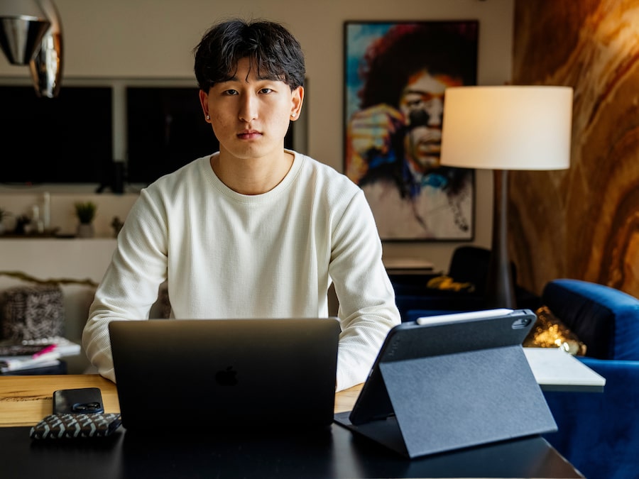Jake Chung, 21, of Bellevue, Wash., is an undergraduate student studying finance who has been trading on prediction markets for income.
