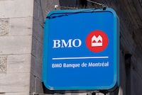 L'enseigne de la Banque de Montréal, photographiée le mardi 31 mai 2016 à Montréal. LA PRESSE CANADIENNE/Paul Chiasson