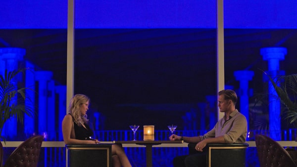 INFINITY POOL (2023). Mia Goth as Gabi and Alexander Skarsgård. as James. Courtesy of Neon / Elevation Pictures