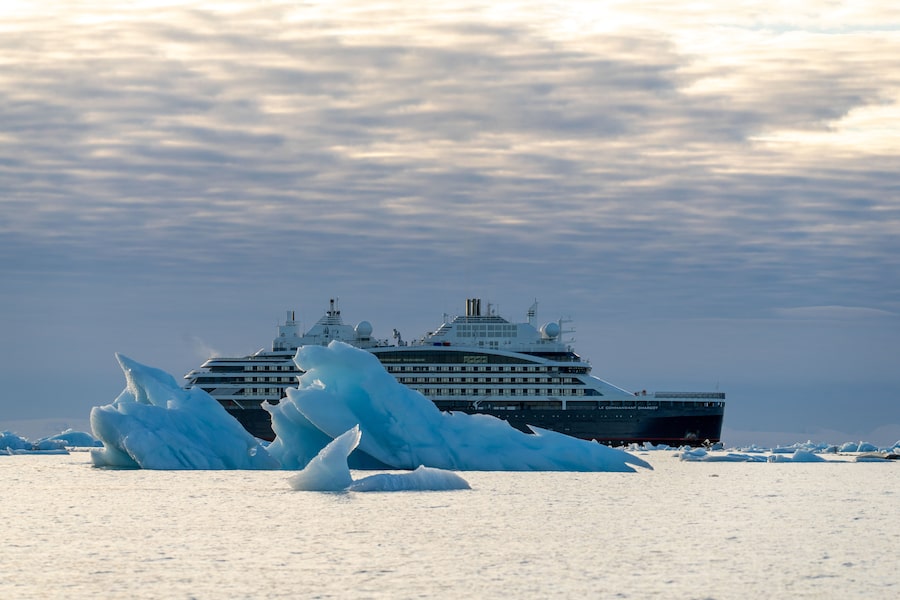 While Le Commandant Charcot's views capture the raw beauty of Greenland’s coastal villages and icy landscapes, its 123 staterooms feature all the creature comforts of a luxury hotel.