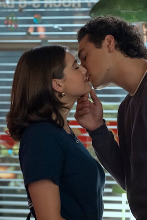Hannah (Ella Bright) and Garrett (Belmont Cameli) in OFF CAMPUS
Photo: Liane Hentscher/ Prime
© AMAZON CONTENT SERVICES LLC