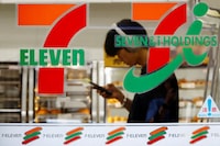 FILE PHOTO: Japan's Seven & I’s logo is seen at its 7-Eleven convenience store in Tokyo, Japan August 19,  2024. REUTERS/Kim Kyung-Hoon/File Photo