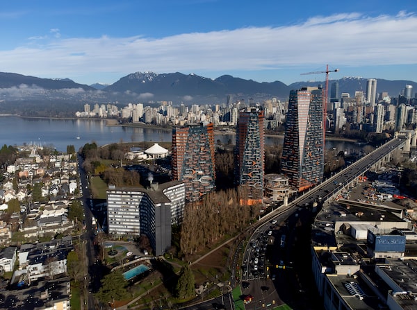 THE SQUAMISH NATION IS BUILDING A SKYLINE- DEFINING 11-TOWER DEVELOPMENT ON RECLAIMED TERRITORY IN VANCOUVER THAT REPRESENTS A
PATH TO ECONOMIC INDEPENDENCE. 

NOT EVERYONE’S HAPPY ABOUT IT