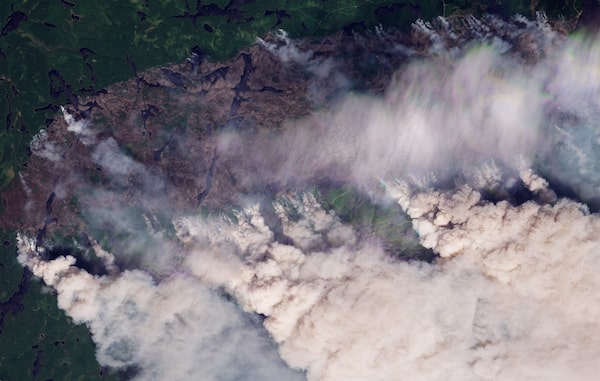 July 14 satellite imagery of the Fort Frances 14 wildfire, located roughly 130km northwest of Thunder Bay, Ontario. 2026 Planet Labs PBC